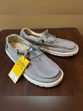 NEW Hey Dude Wendy Stretch Shoes, Silver /  Sparkly Gray, Women’s 10